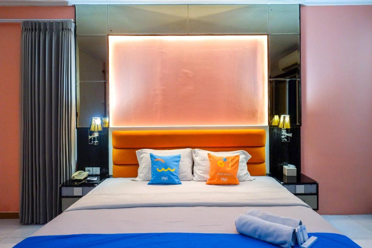 Sans Hotel International Surabaya Gubeng Exteriér fotografie