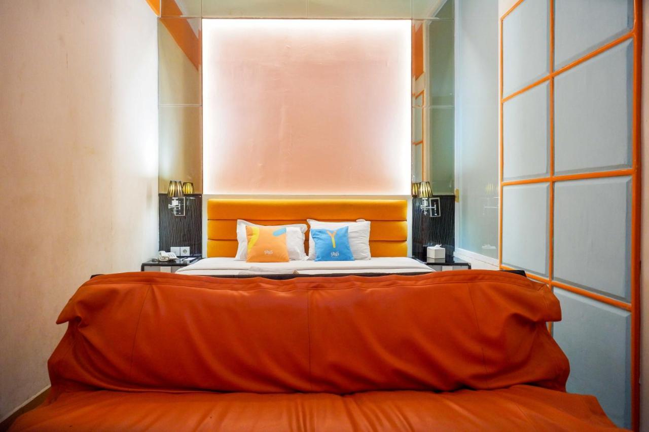 Sans Hotel International Surabaya Gubeng Exteriér fotografie